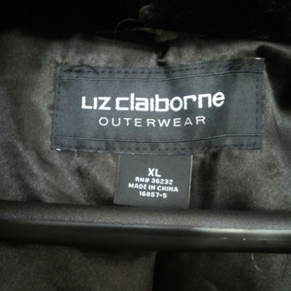 Liz claiborne faux fur coat with hoodie - Picture 2 of 4